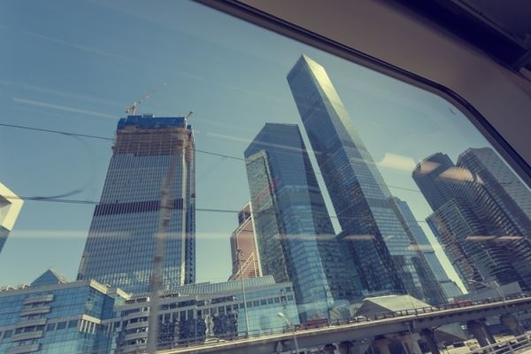 В российском транспорте могут появиться окна-дисплеи
