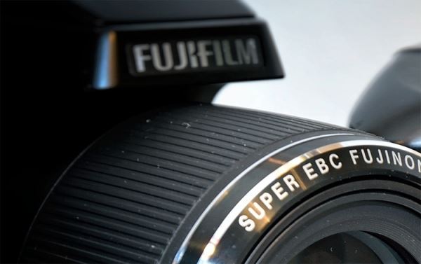Фотокамеры Fujifilm могут получить сенсорный дисплей в верхней части корпуса